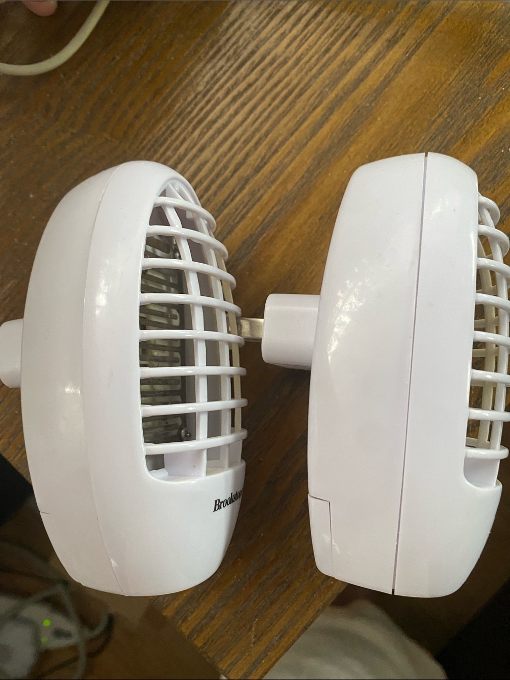 New Brookstone  2 indoors  electric bugs repellents